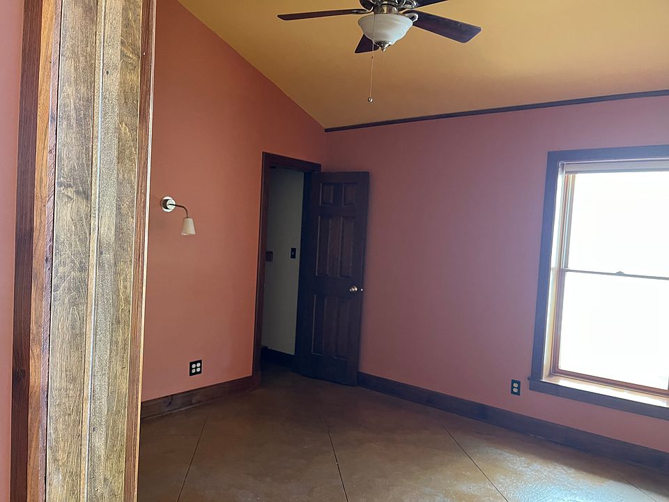 1st image of 137 Center St #3