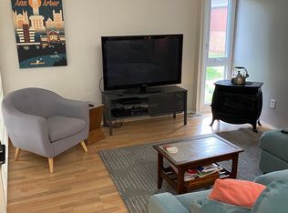 2413 Packard St APT 56, Ann Arbor, MI 48104