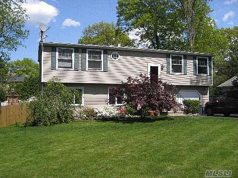 1st image of 49 Lake Grove Blvd