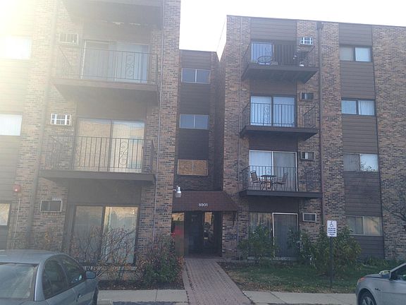 2nd image of 8901 N Western Ave APT 102
