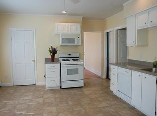 133 Stansbury St #2, Providence, RI 02908