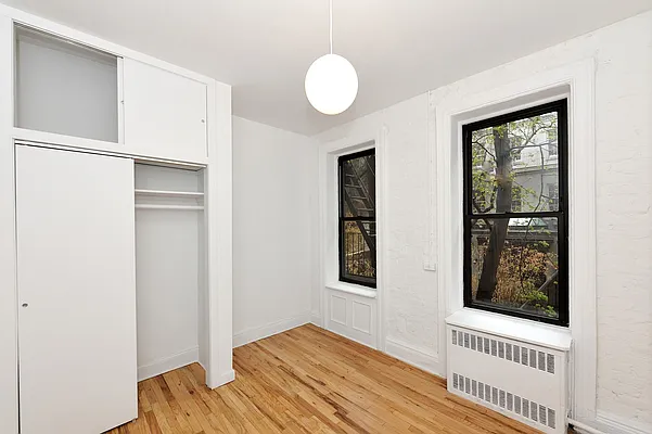 Rented by Aether Property Group | media 26