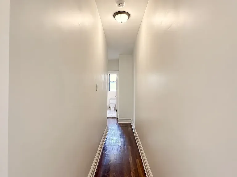 402 Marine Ave #2B — Photo 4