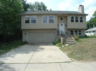 425 W Miller Rd, Lansing, MI 48911