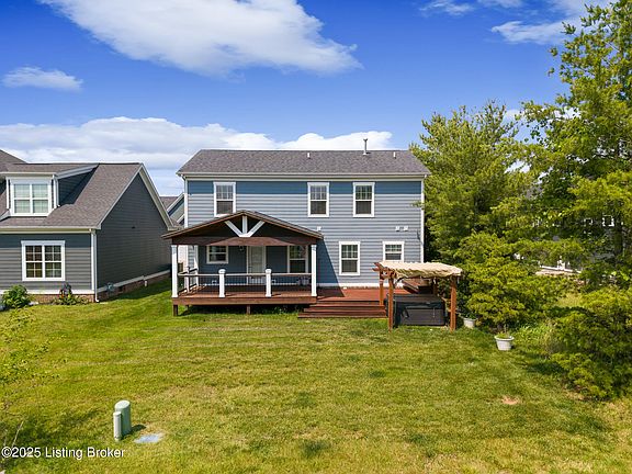 4th image of 1700 Coral Ct