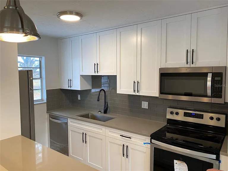 4007 W Wyoming Ave — Photo 5