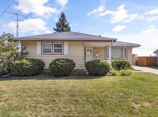 5446 N 103rd St, Milwaukee, WI 53225