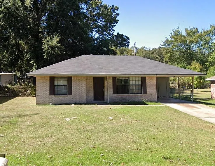 10376 McElroy Dr — Photo 1