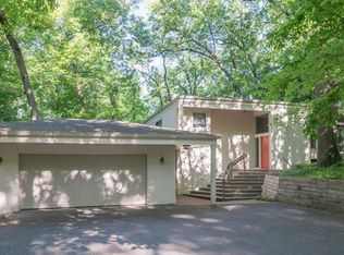 1531 Edinborough Rd, Ann Arbor, MI 48104