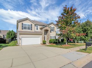 10323 Dominion Village Dr, Charlotte, NC 28269
