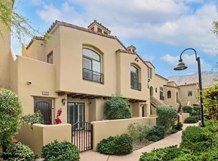1018 Villorrio Dr N, Palm Springs, CA 92262