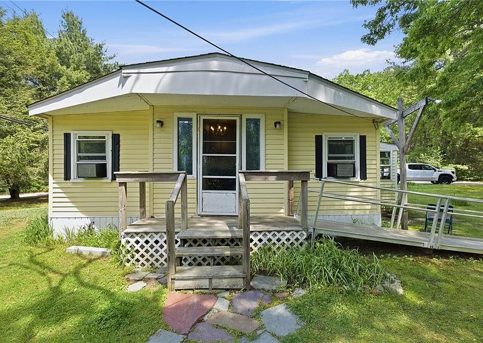 1st image of 38 Airport Rd