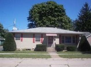 805 2nd St, La Porte, IN 46350