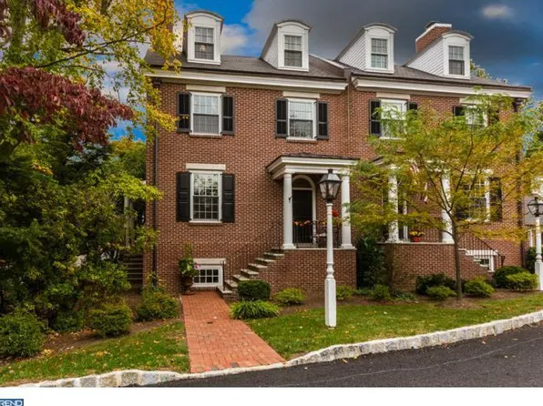 14 E 3rd St Unit A-601, Moorestown, NJ 08057
