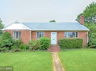5925 1st St S, Arlington, VA 22204