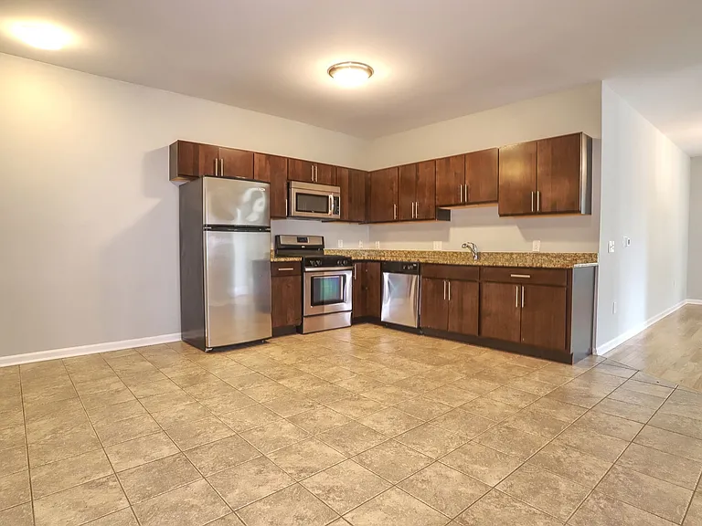76 St Paul's Avenue — Photo 24