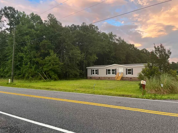 3353 Fries Bay Rd., Loris, SC 29569