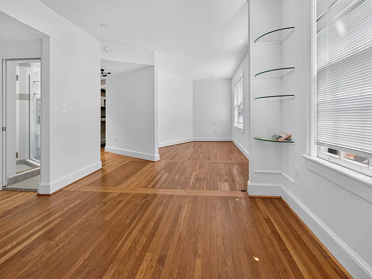 3120 R St NW #207 — Photo 5