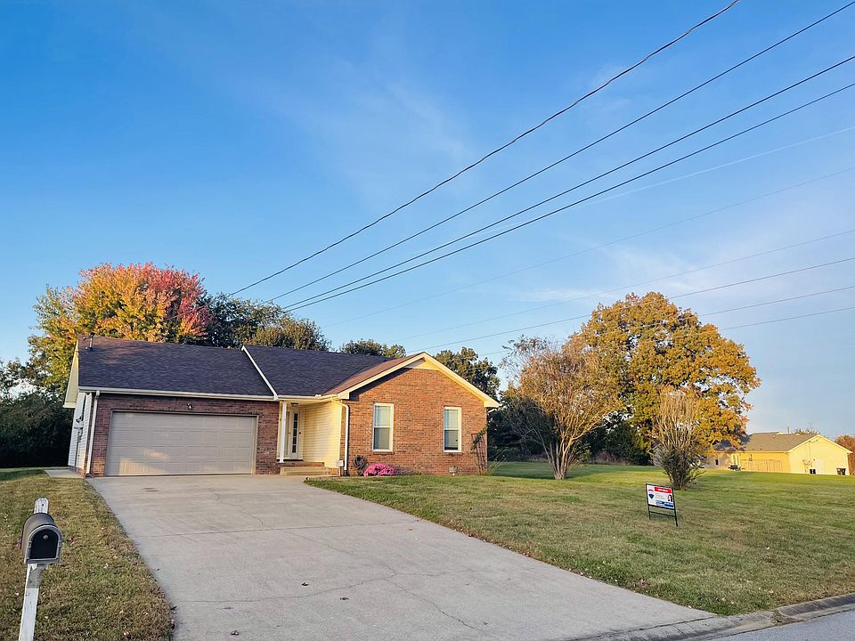 1st image of 2658 Derby Dr