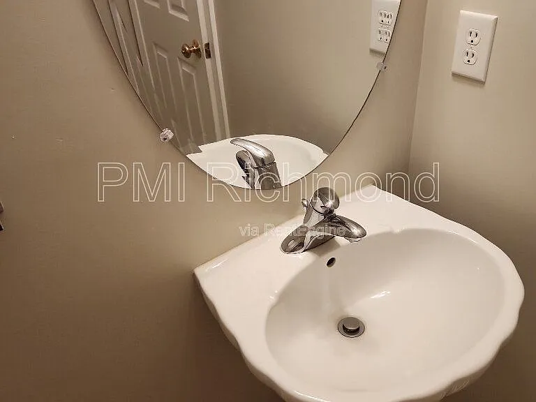 1252 Providence Knoll Dr — Photo 15