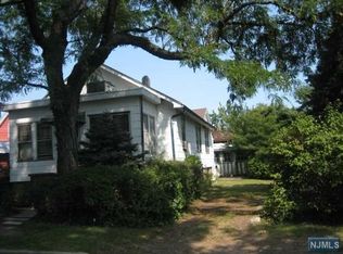 77 Miller St, Wallington, NJ 07057