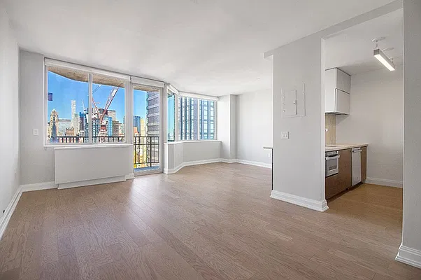 Rented by Mirador Real Estate | media 1