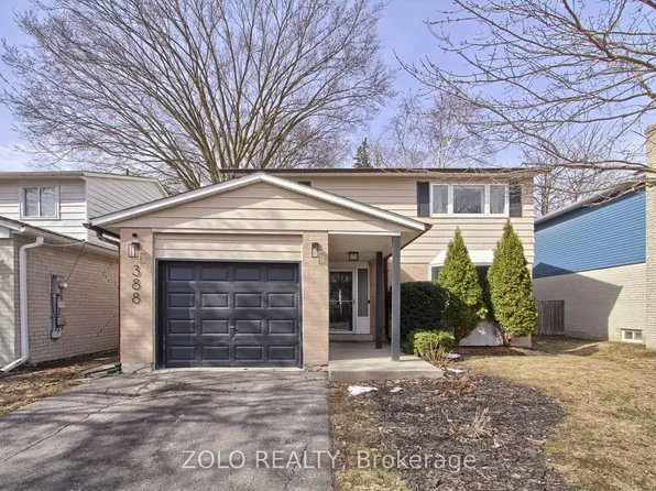 388 Terry Dr, Newmarket, ON L3Y 5E7