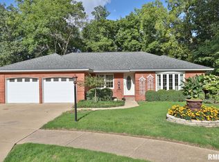 12432 N Oakmont Ct, Dunlap, IL 61525