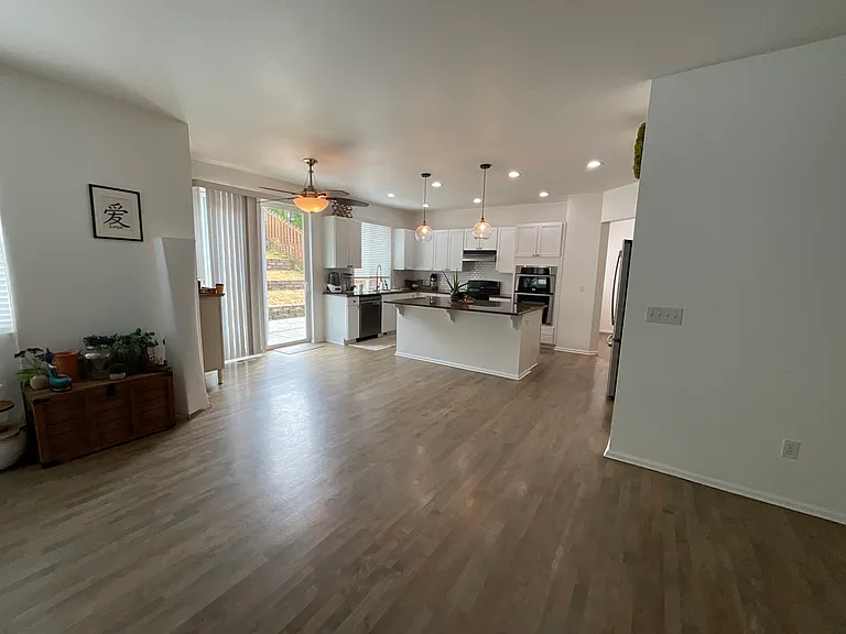 7202 Perry Ave SE — Photo 9