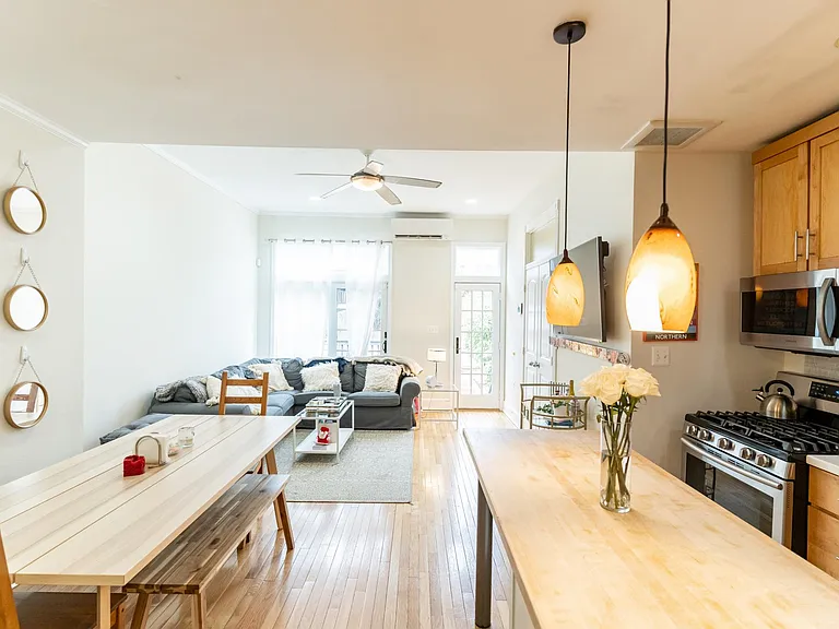 Kitchen/Family Room