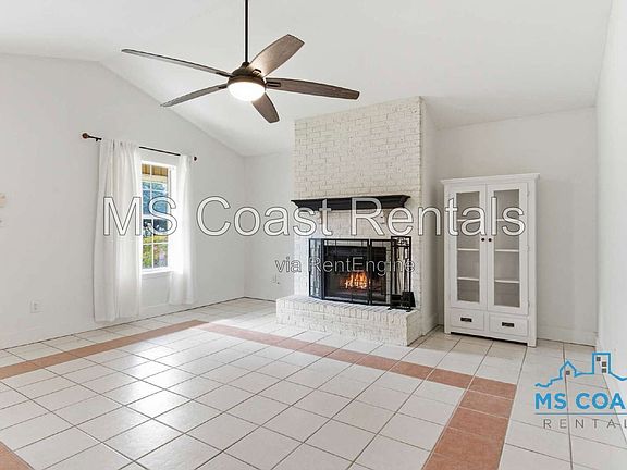5th image of 25 Fleetwood Pl