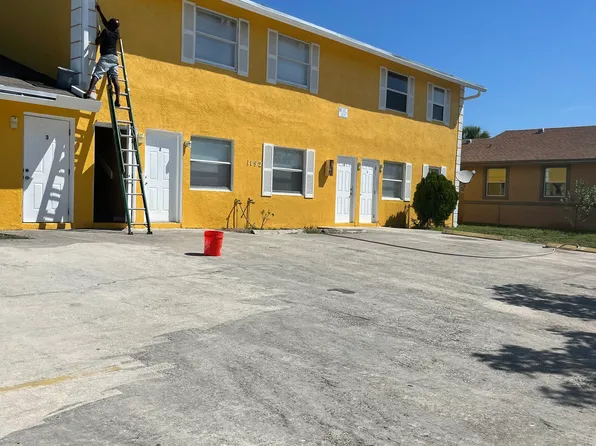 1192 W 36th St APT 5, Riviera Beach, FL 33404