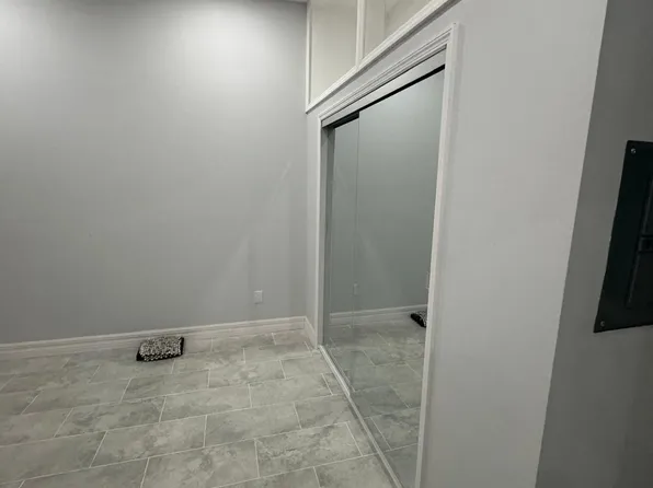 (undisclosed Address), Naples, FL 34120