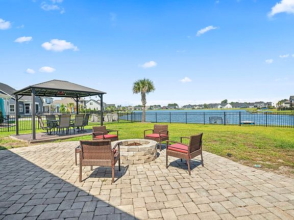 3rd image of 586 Indigo Bay Circle