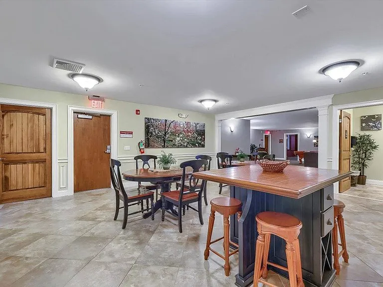 Stewart Woods Apartments — Photo 14