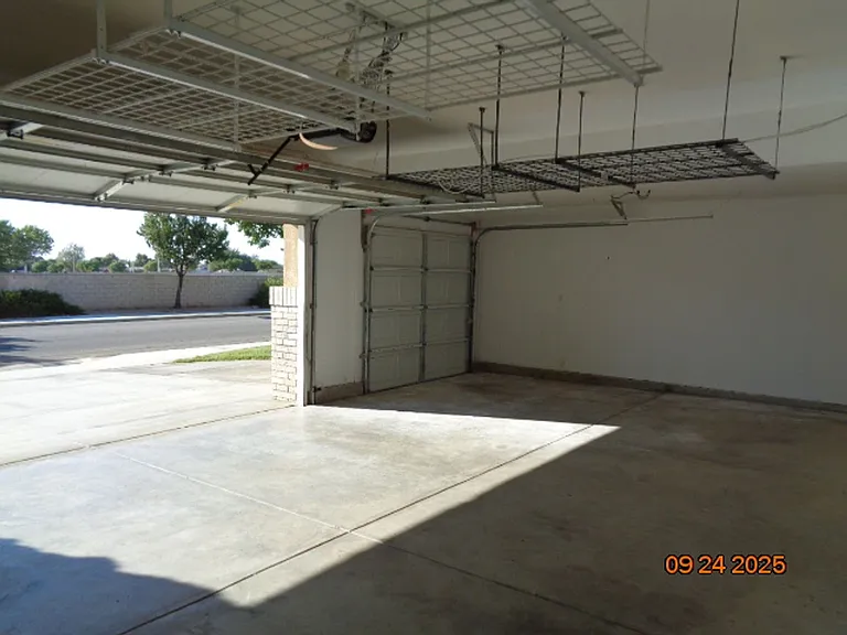 42308 Klamath Ln — Photo 32