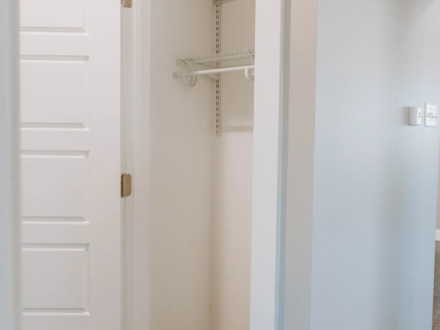 1 bed, 700 sqft, $1,100 — Photo 3