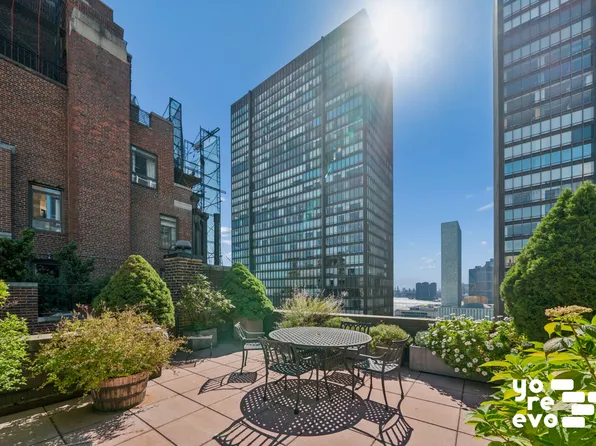 10 Mitchell Place image 7 of 8