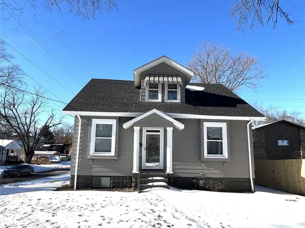 801 N Charles St, Belleville, IL 62220