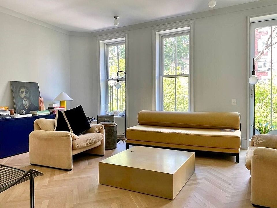1st image of 145 Clifton Pl #1