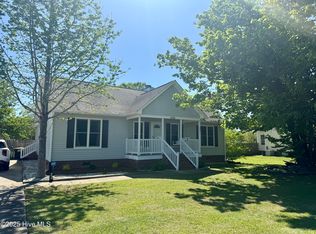 2336 Ivy Rd, Greenville, NC 27858