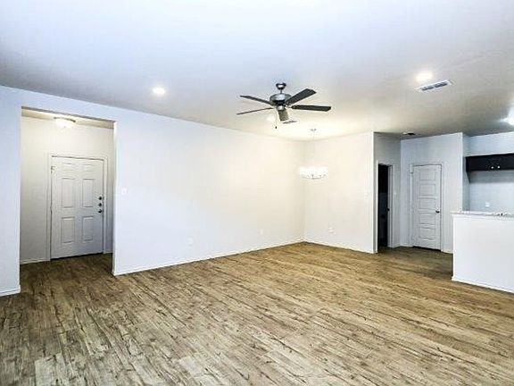5th image of 12004 Englewood Ave #A