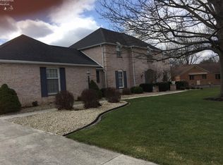 89 Sunny Ln, Tiffin, OH 44883