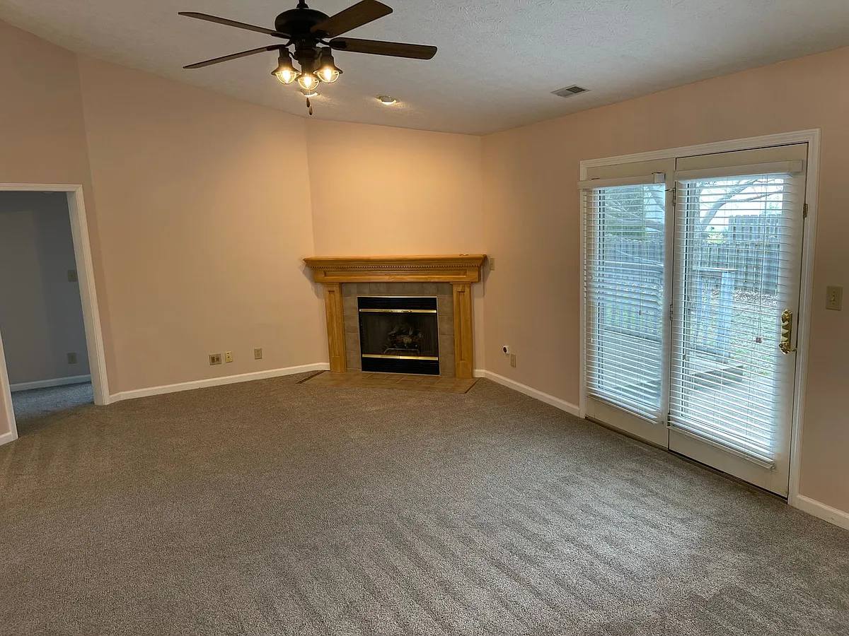 Building Photo - 2114 Windflower Pl
