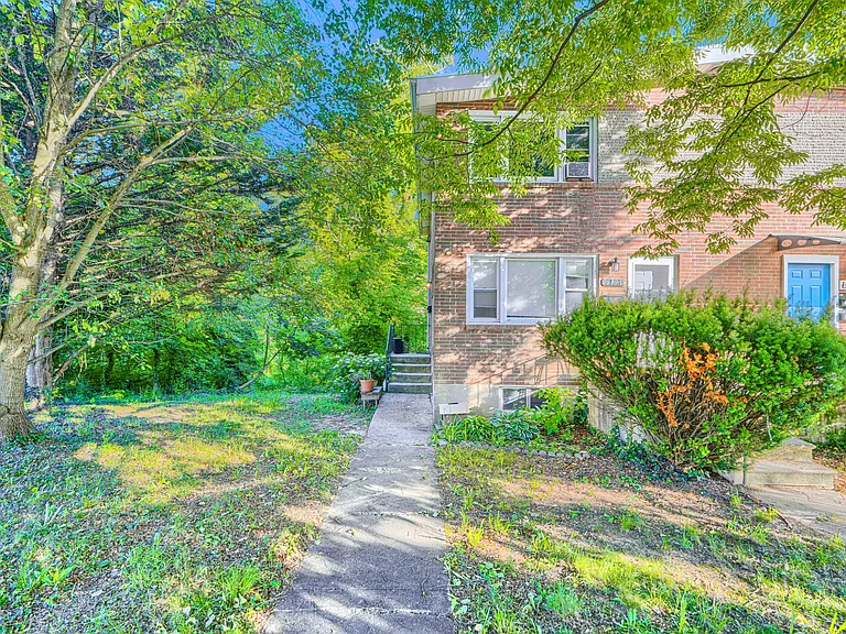 6191 Northwood Dr #2 — Photo 12
