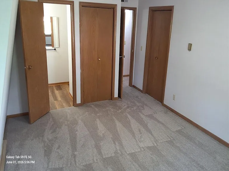 2121 S 15th St — Photo 7