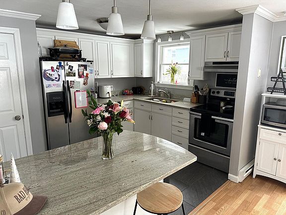 3rd image of 29 Orchard Hills Parkway #29