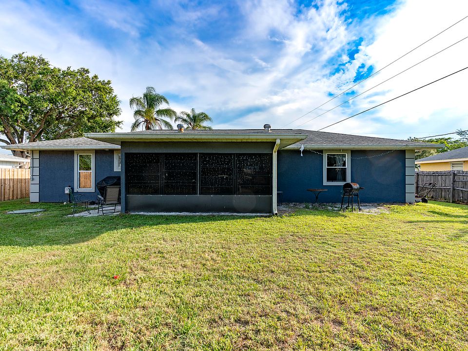 1st image of 2225 SE Trillo Street