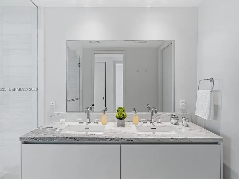 700 NE 26th Ter #5606 — Photo 18
