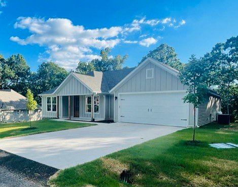 1st image of 22 Kentallen Ln